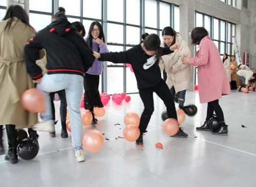 社会责任报告(图7) 社会责任报告(图7)